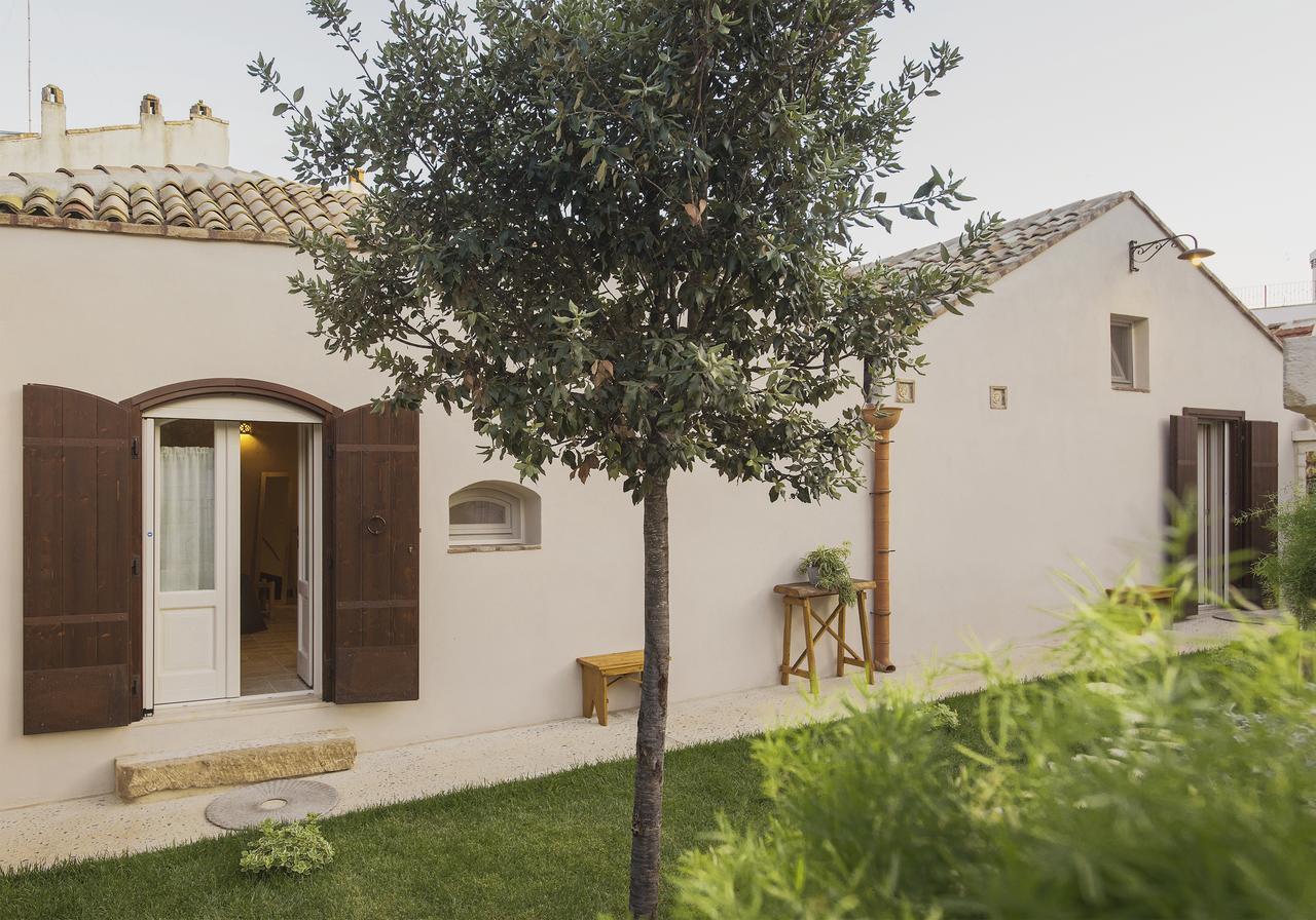 Bed and Breakfast Borgo San Gaetano Bernalda Exterior foto